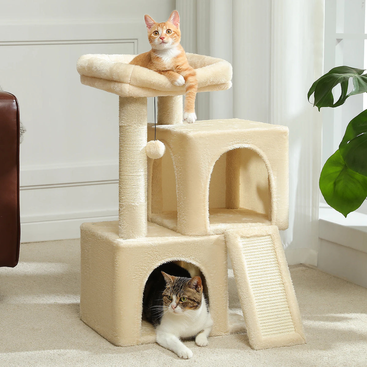 Petit arbre à chat 77 cm – 2 niches, rampe à griffer et kit anti-basculement