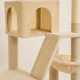 Détail de la rampe à griffer en sisal et de la niche à deux arches